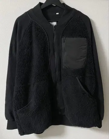 유니클로 화이트 마운티니어링 플리스 xl 블랙 black