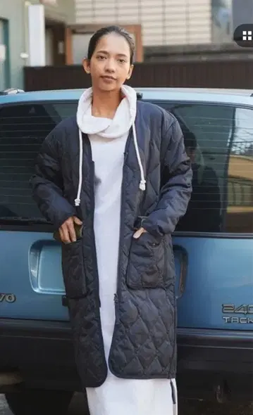 Taion 블랙 퀼팅 롱 코트