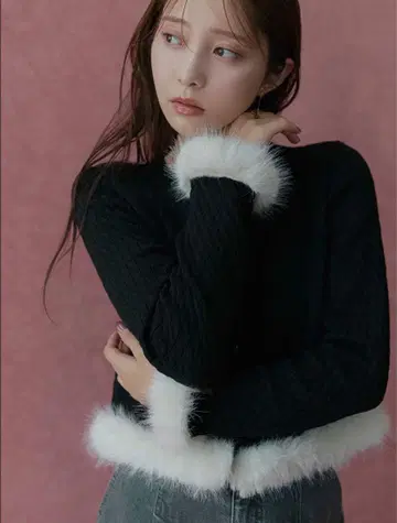 CELFORD 실크 캐시미어 혼방 퍼 트리밍 가디건 BLK