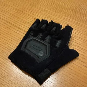 00's archive 'OAKLEY' finger glove opium