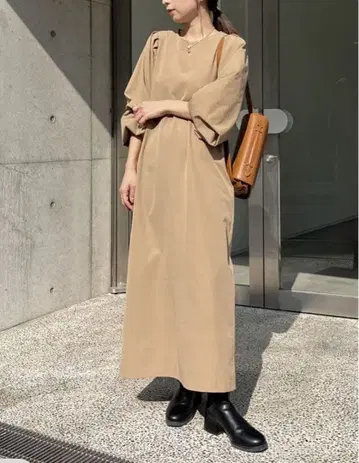 카프리스 마쥬 퍼프 I 라인 원피스 롱 원피스 긴팔