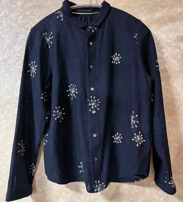 팔라스 팰리스 인디고 자수 셔츠