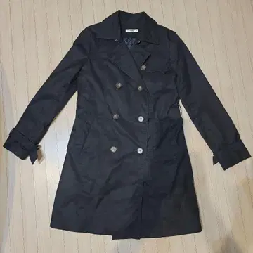 블랙 트렌치코트 더블 브레스트