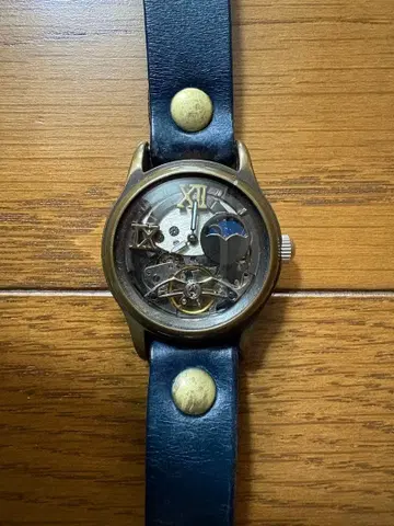 무라베일 손목시계