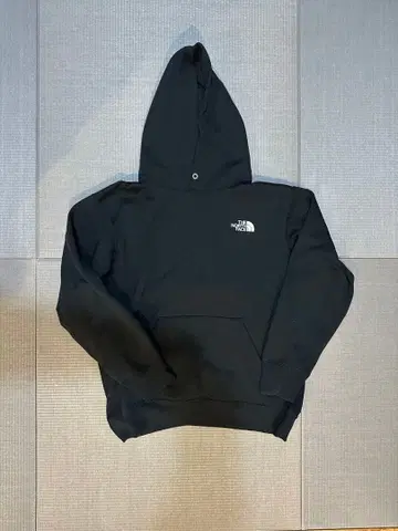 THE NORTH FACE 블랙 후드 부착 후드티