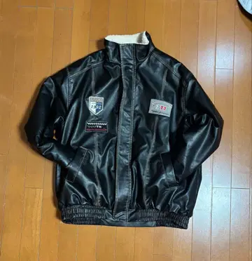 블랙 보아 안감 자켓 바시티 자켓 가죽 자켓 리버서블 배치