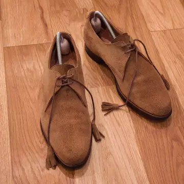 CROCKETT&JONES 베이지 스웨이드 태슬 신발 UK7.0