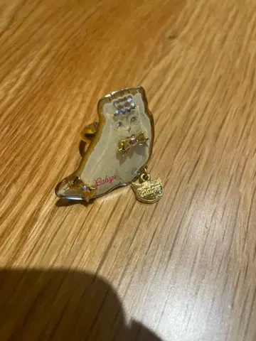 고양이 반지 장식 포함