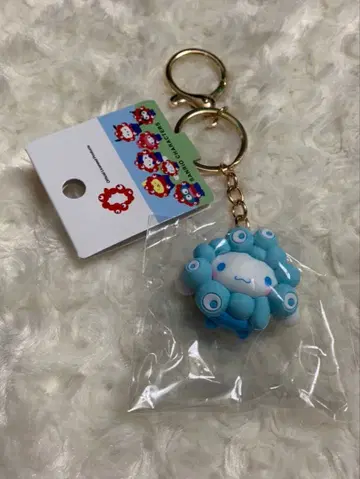 산리오 변신 키링 시나모롤