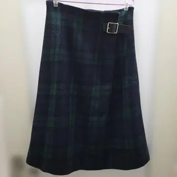 체크 무늬 플레어 스커트 버클 포함