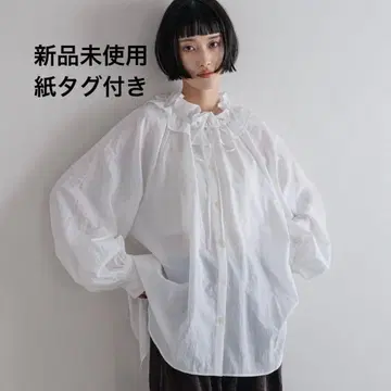 스탠드 프릴 블라우스 화이트