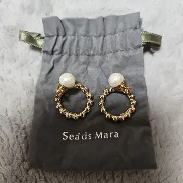 Seads Mara 골드 펄 귀찌