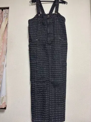 다크 블루 스트라이프 패턴 살로펫