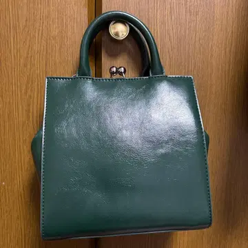 다크 그린 숄더백 AZUL bymoussy