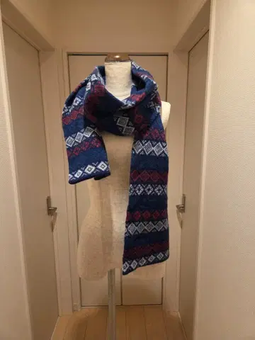 HOWLIN' (하울린) 머플러 영국 스코틀랜드제