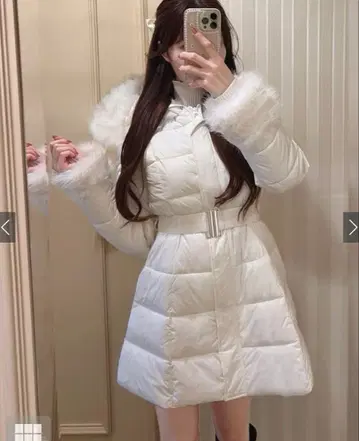 GRL 그레일 벨트 포함 퍼 A라인 다운 코트