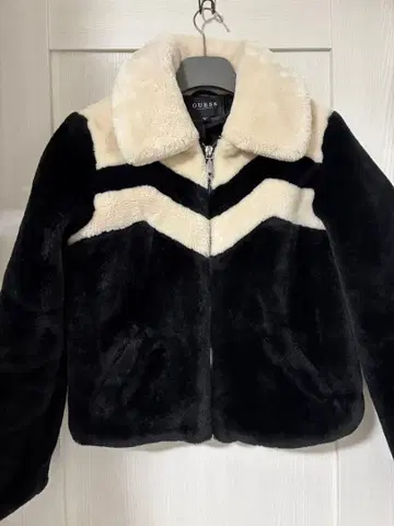 GUESS 아우터 인조 모피(보아) 자켓