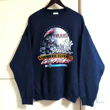 양키스 90s 구제 맨투맨