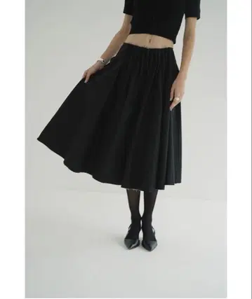 TUCK DETAIL FLARE SKIRT