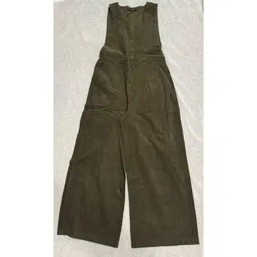 올리브 그린 버튼 오버롤