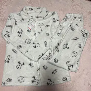 새상품 스누피 플리스 파자마 프론트 오픈 긴팔 롱 바지 M 사이즈