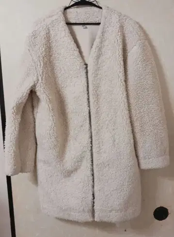 크림색 보아 자켓 집업 M 사이즈