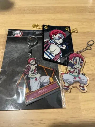 귀멸의 칼날 아카자 아크릴 키링 와펜 참
