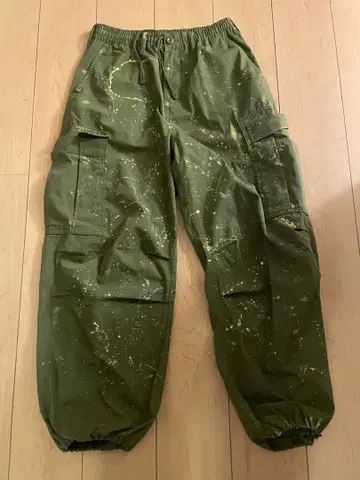 카고 팬츠 올리브 그린 페인트 스플래터
