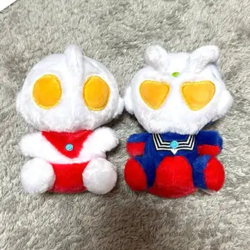 울트라맨 포근포근 앉은 봉제 인형 2체 세트