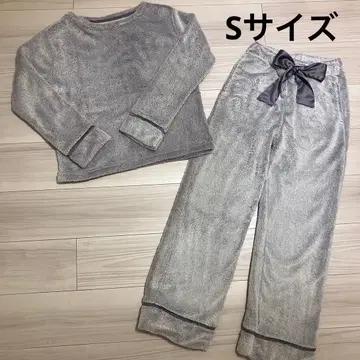 GU 마쉬멜로우 필 라운지 세트 룸웨어 상하의 세트