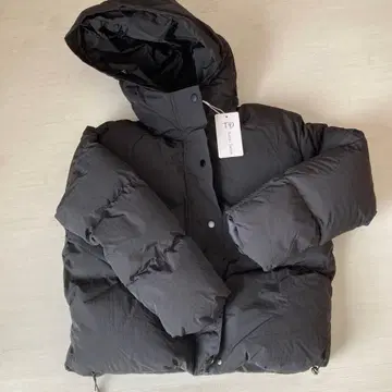 [ 새상품, 미사용 ] 택 포함 후드 부착 오버 사이즈 블랙