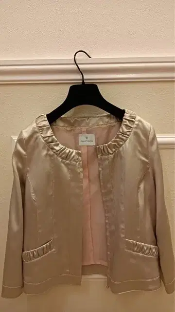 디앱 여성용 자켓 골드