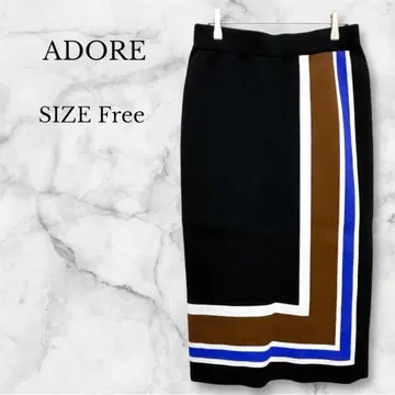 새상품급 어도어 라인 니트 스커트 정가 5만 I라인 모던 고급