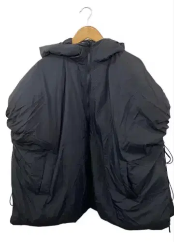 미라 오웬 사이드 리본 다운 판초