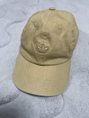 adidas 베이지 캡