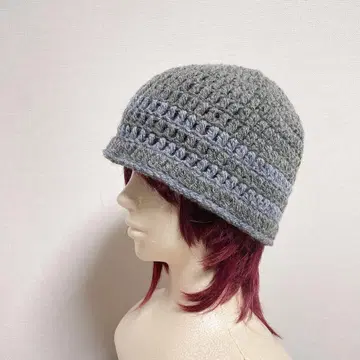 그레이와 파랑의 스트라이프 비니