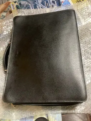 아쿠아 스큐텀 블랙 가죽 비즈니스 백