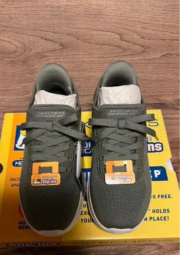 스케쳐스 슬립인즈 스니커즈 슬립온 올리브 미사용 22.5