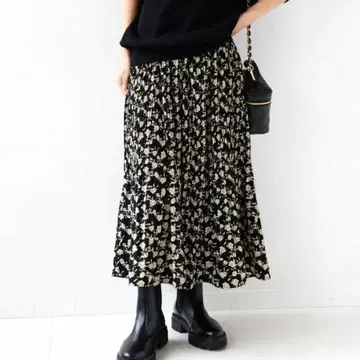 저널 스탠드 레리움 마조리카 플리츠 플라워 스커트
