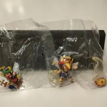 캐릭터 피규어 2체 세트