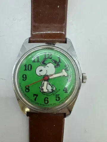 시계 CITIZEN 시티즌 수동 와인딩 스누피 2320