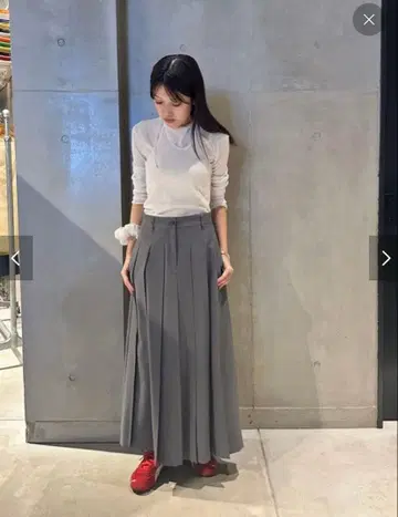 그레이 플리츠 롱 스커트