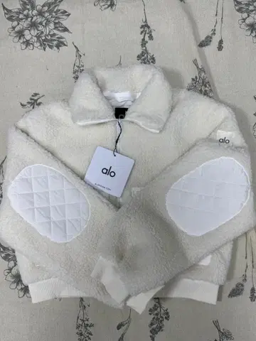 alo 플리스 자켓 화이트 S
