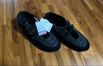 BAYFLOW W 스트랩 플랫슈즈 L