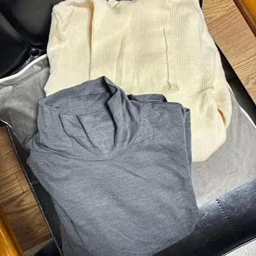 유니클로 메리노울 리브 터틀 니트 세트