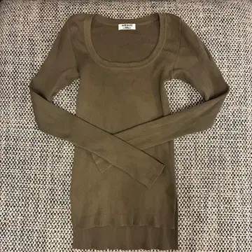 AURALEE / 올리브 리브 니트 긴팔