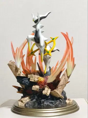 아르세우스 포켓몬 센터 오리지널 피규어