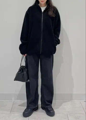 UNIQLO 배기 커브진스 기장 짧음 22 DARKGRAY