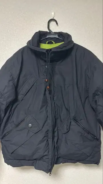 디아도라 다운 자켓