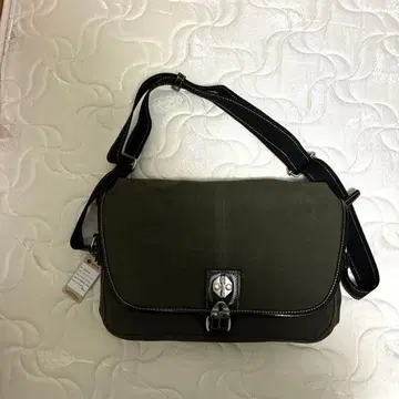 토요오카 가방 직 캔버스 숄더백 L 숄더 발수 B5를 넉넉히 수납